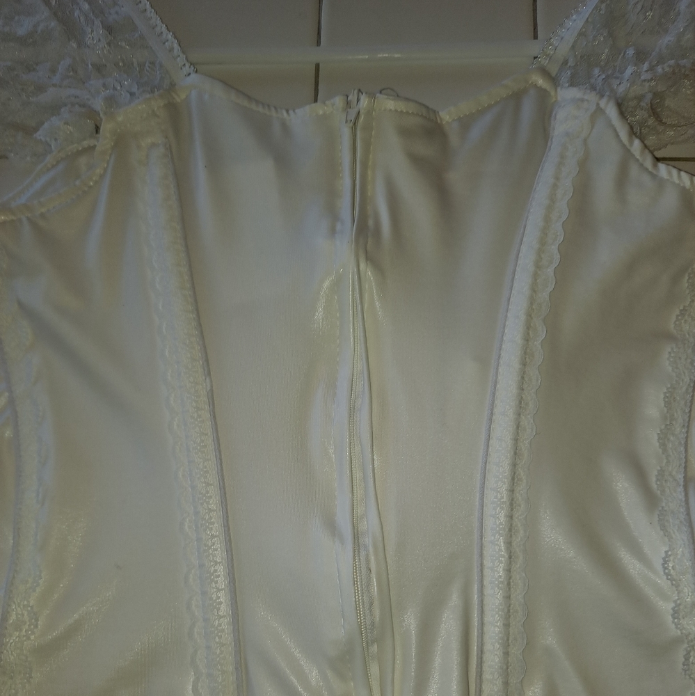 White lace short sleeve corset lace up high low lingerie top y2k shirt - Picture 12 of 14